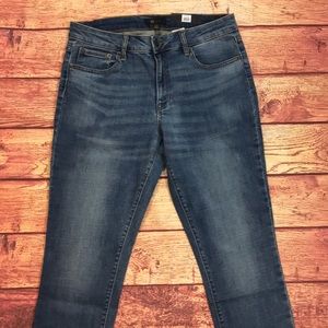 NWT FRYE skinny leg mid rise jeans